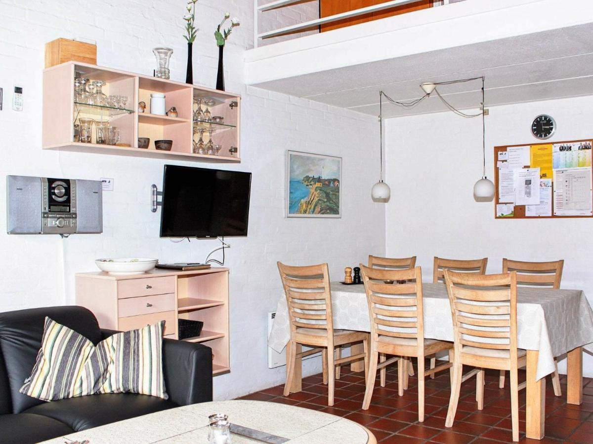 Amazing Home In Blavand With Wifi Ruang foto