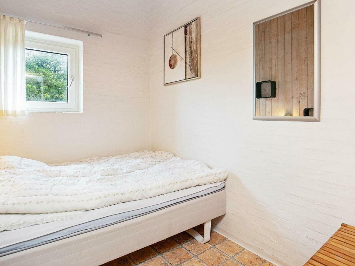 Amazing Home In Blavand With Wifi Bagian luar foto